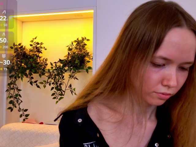 HoneyAhegao live cam on BongaCams