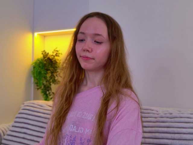 HoneyAhegao live cam on BongaCams
