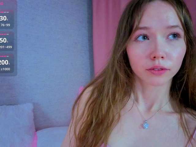HoneyAhegao live cam on BongaCams