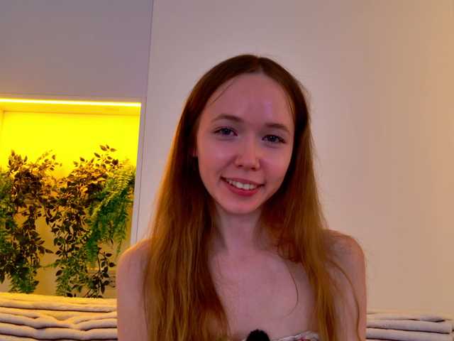 HoneyAhegao live cam on BongaCams
