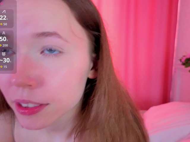 HoneyAhegao live cam on BongaCams
