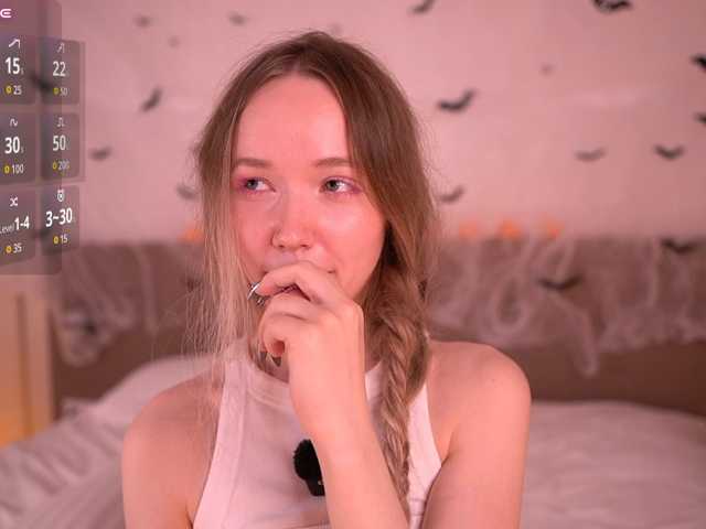 HoneyAhegao live cam