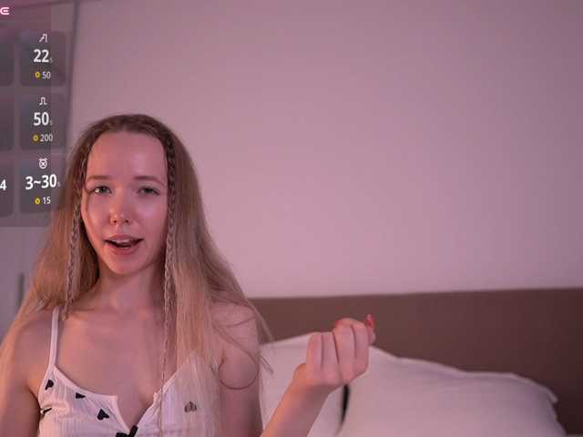 HoneyAhegao live cam on BongaCams
