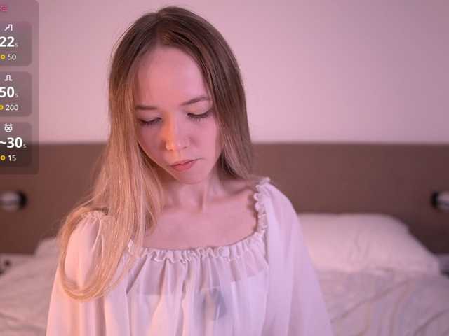 HoneyAhegao live cam on BongaCams