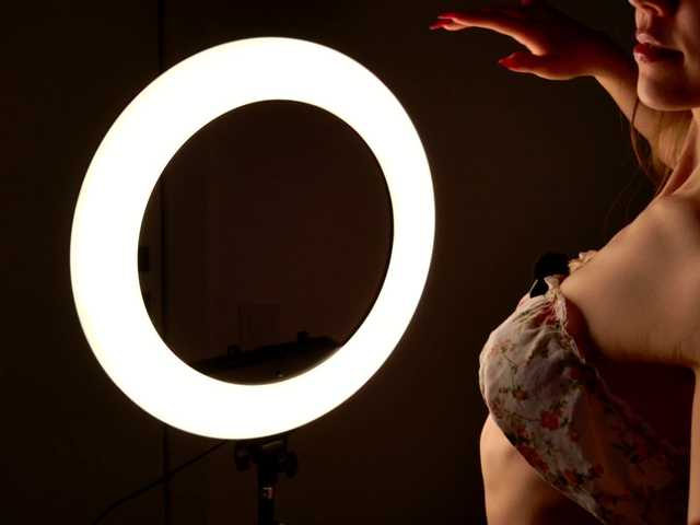 HoneyAhegao live cam on BongaCams