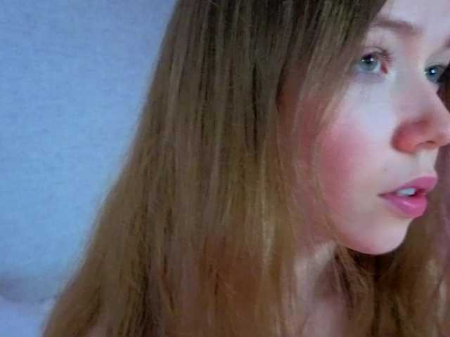 HoneyAhegao live cam on BongaCams