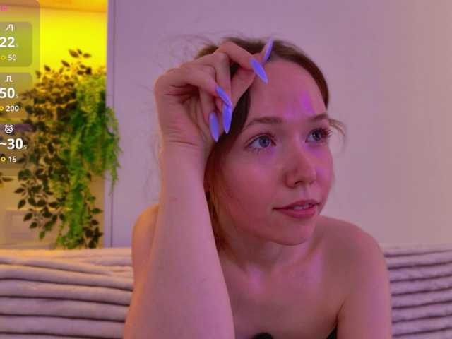HoneyAhegao live cam on BongaCams