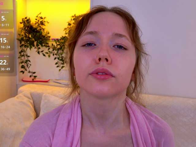HoneyAhegao live cam on BongaCams