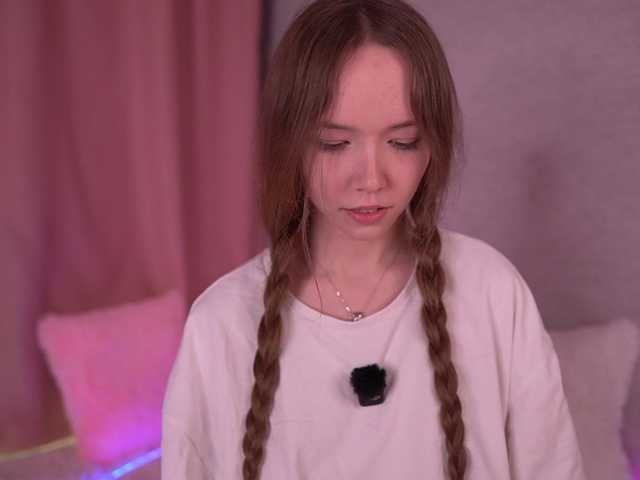 HoneyAhegao's BongaCams show and profile