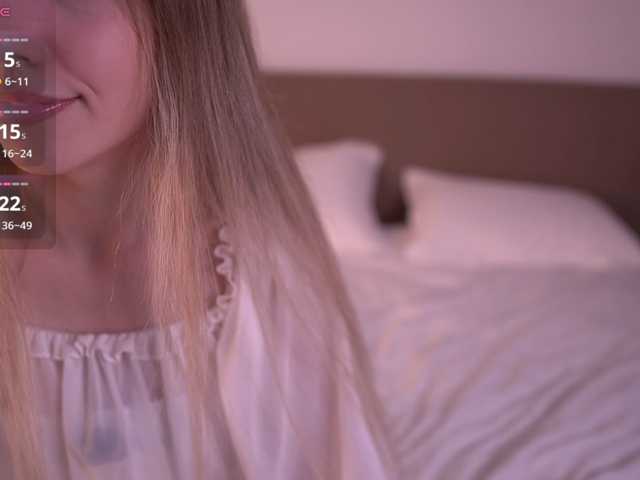 HoneyAhegao live cam on BongaCams