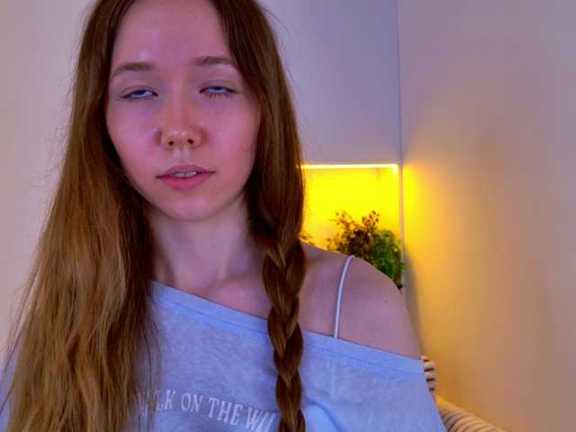 HoneyAhegao live cam on BongaCams