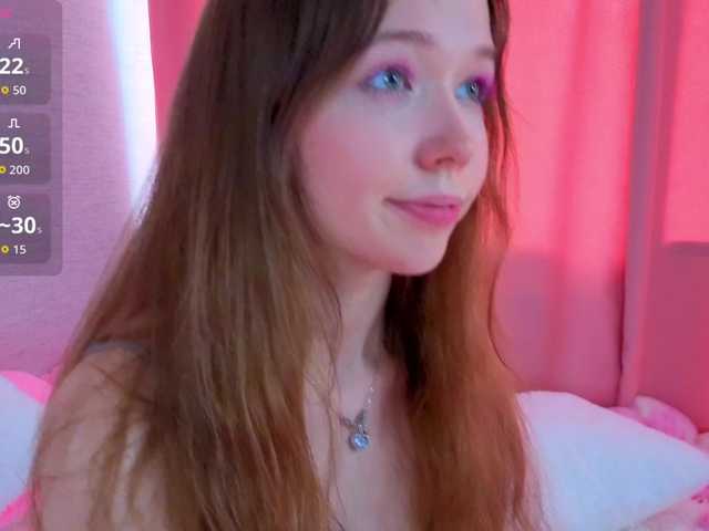 HoneyAhegao live cam on BongaCams