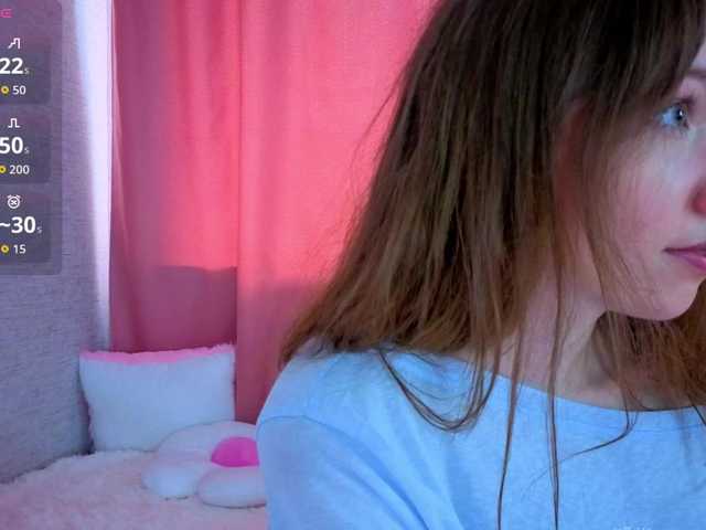 HoneyAhegao live cam on BongaCams