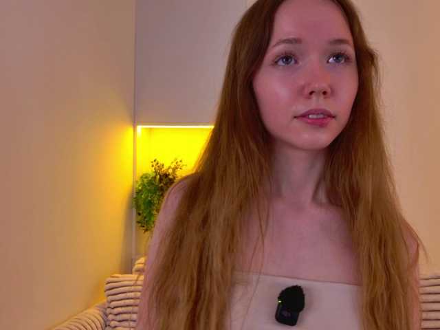 HoneyAhegao live cam on BongaCams