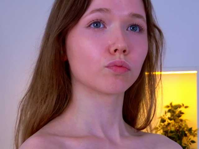 HoneyAhegao live cam on BongaCams