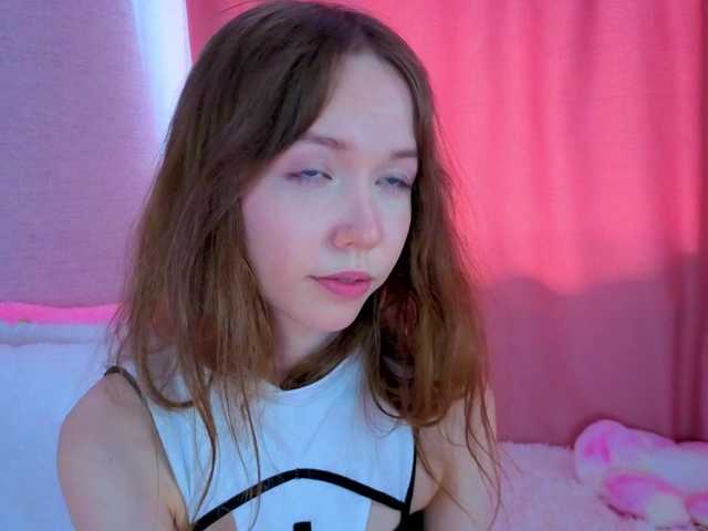 HoneyAhegao live cam on BongaCams