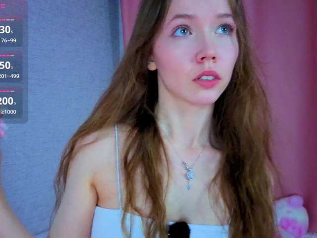 HoneyAhegao live cam on BongaCams