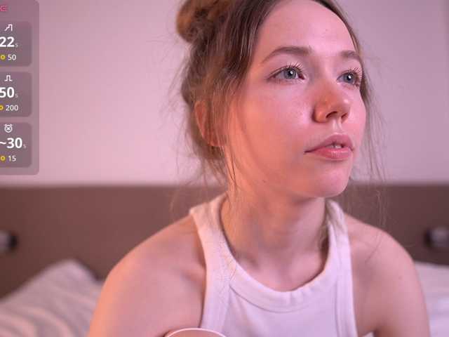 HoneyAhegao live cam on BongaCams