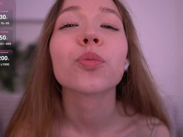 HoneyAhegao live cam on BongaCams