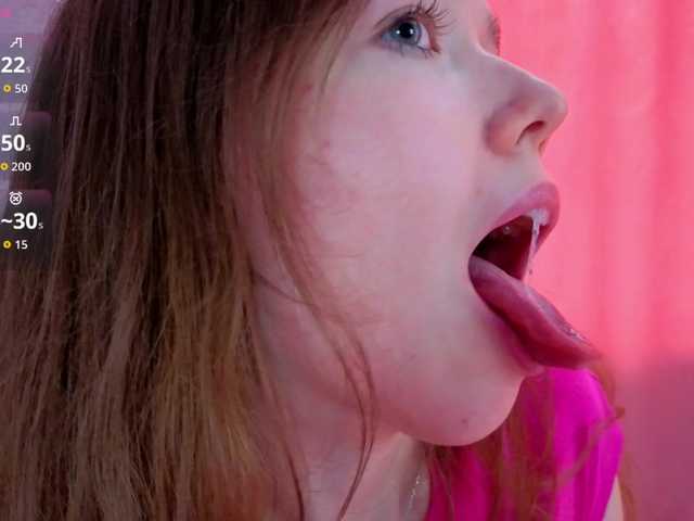 HoneyAhegao live cam on BongaCams