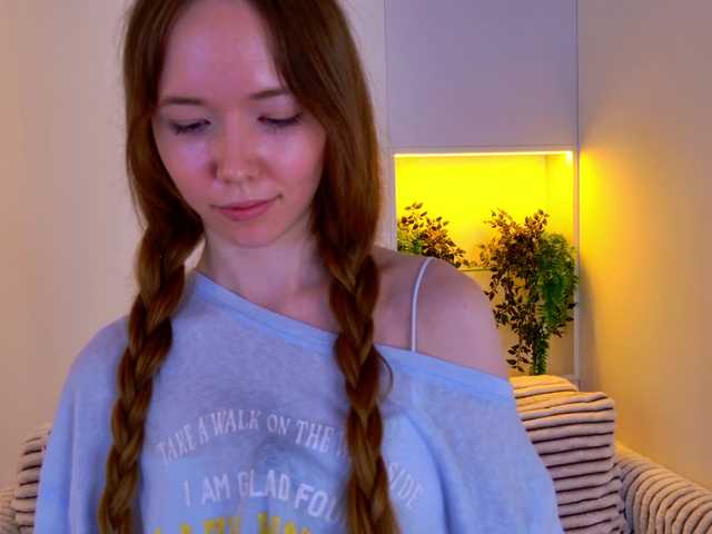 HoneyAhegao live cam on BongaCams