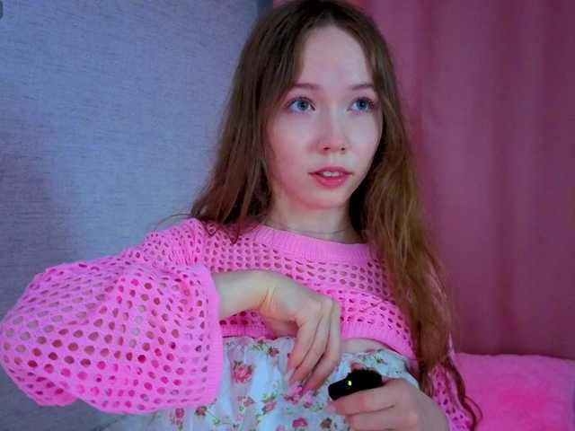 HoneyAhegao live cam on BongaCams