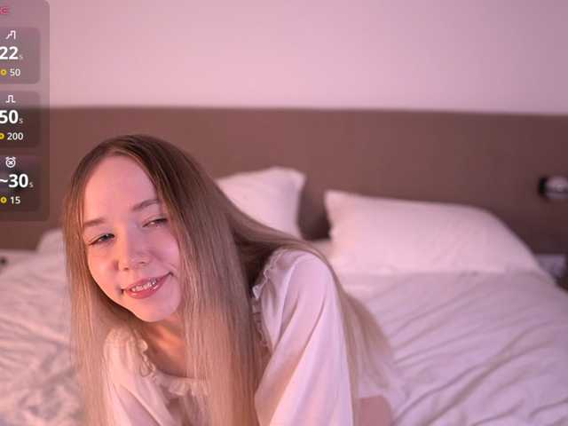 HoneyAhegao live cam on BongaCams