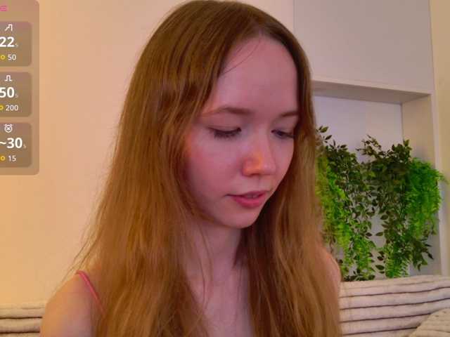HoneyAhegao live cam on BongaCams