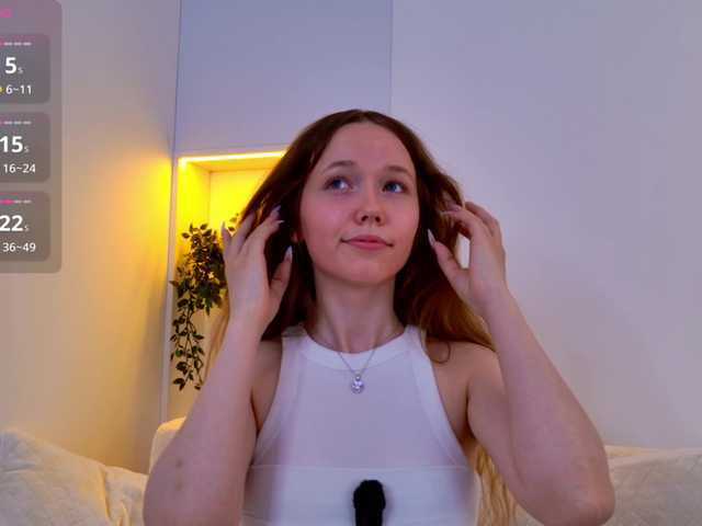 HoneyAhegao live cam on BongaCams