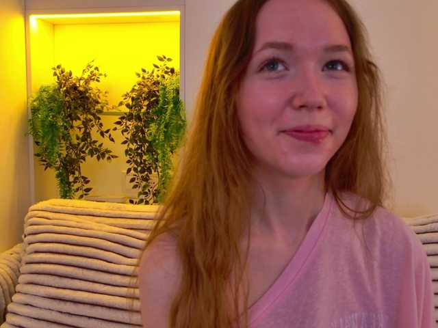 HoneyAhegao live cam on BongaCams