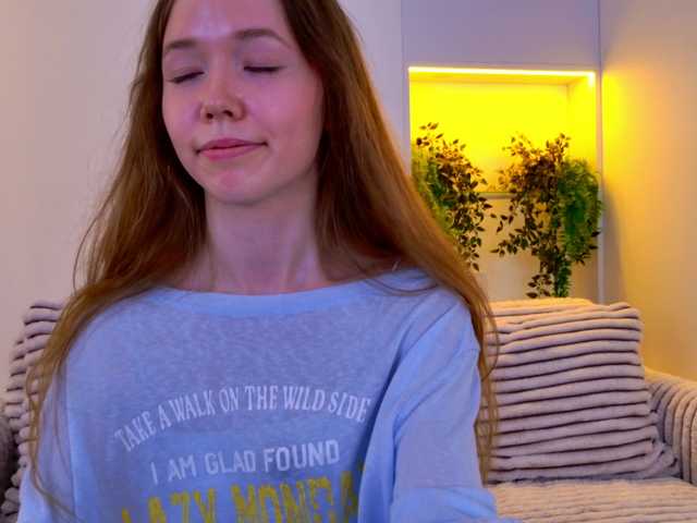 HoneyAhegao live cam on BongaCams