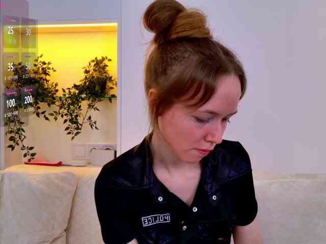 Modèle: HoneyAhegao