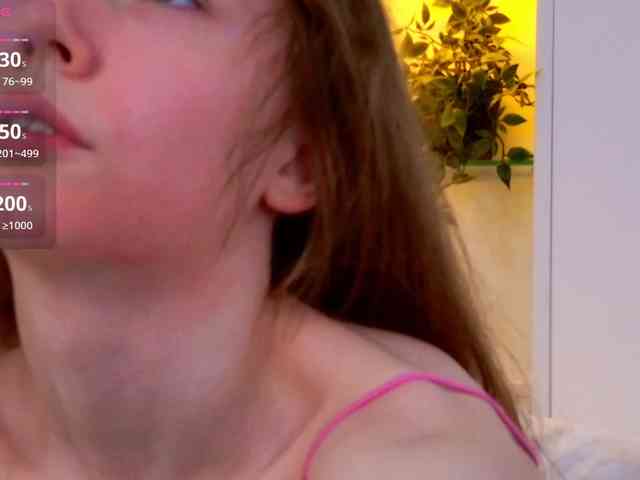 HoneyAhegao webcam