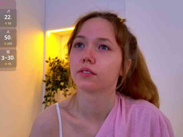 HoneyAhegao webcam