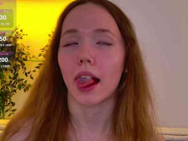 HoneyAhegao webcam