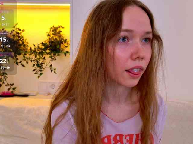 HoneyAhegao webcam