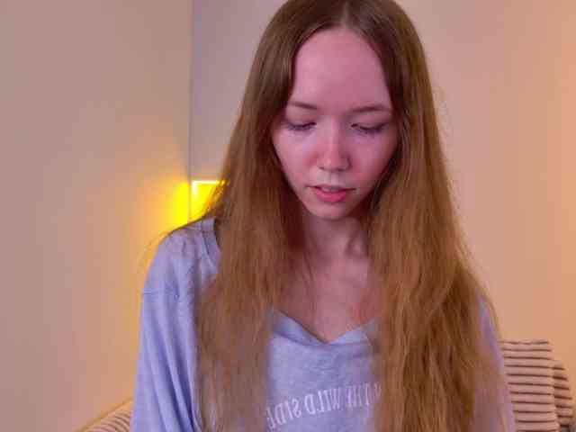 HoneyAhegao webcam