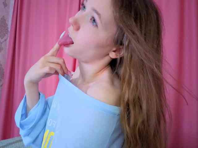 HoneyAhegao webcam