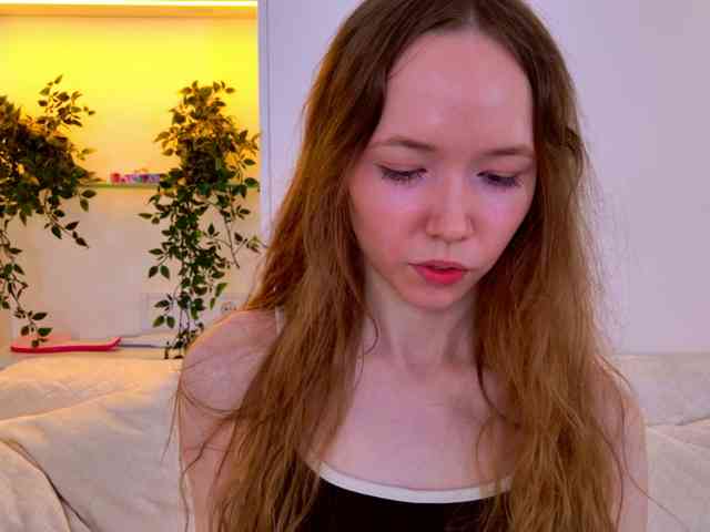 HoneyAhegao webcam