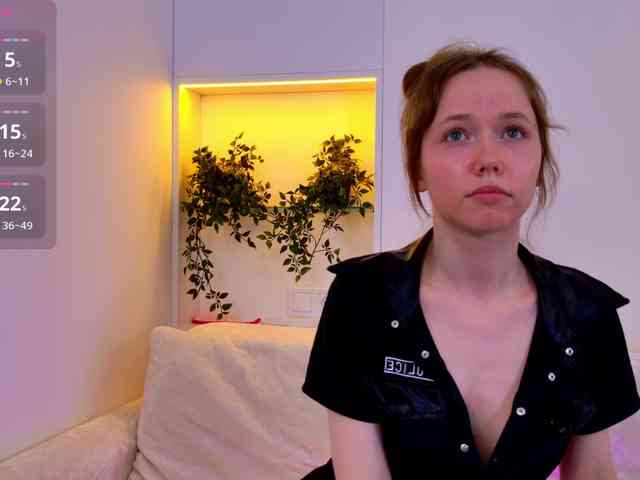 HoneyAhegao webcam