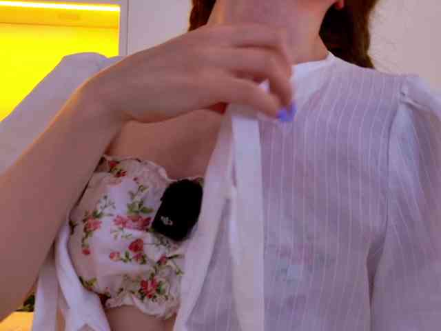 HoneyAhegao webcam