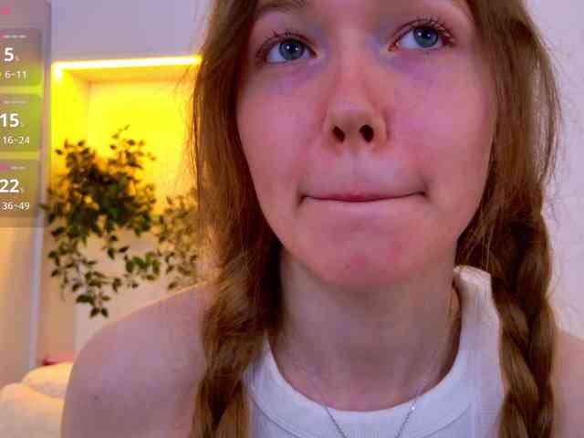 HoneyAhegao webcam