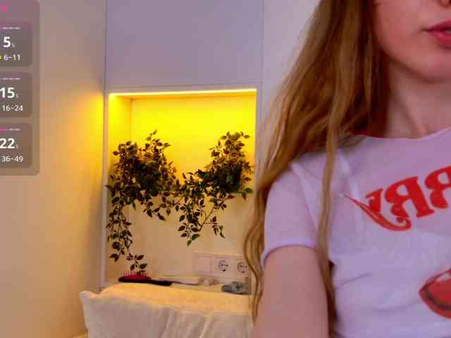 HoneyAhegao webcam
