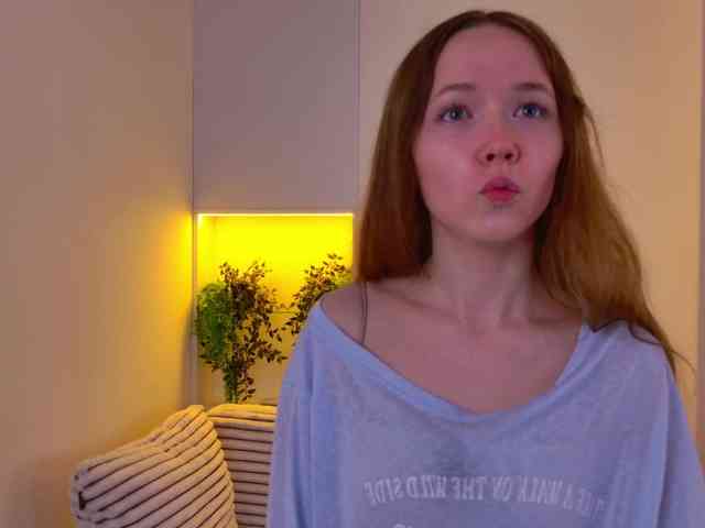 HoneyAhegao webcam