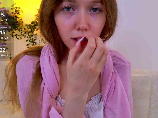 HoneyAhegao webcam