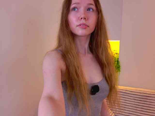 HoneyAhegao webcam