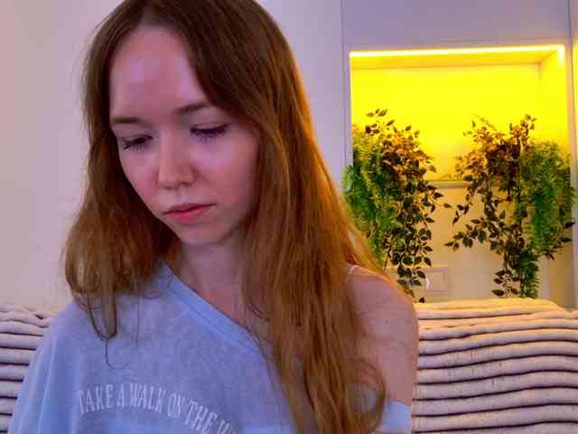 HoneyAhegao webcam