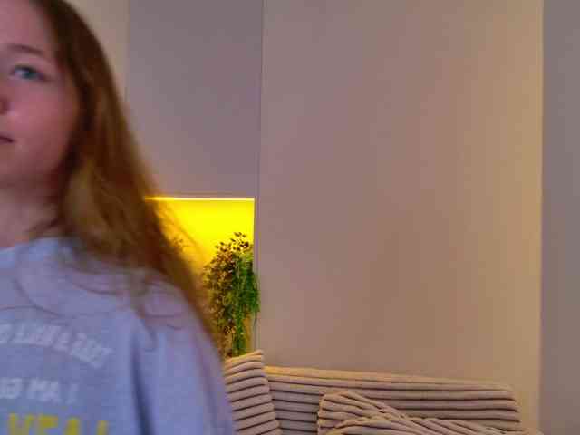HoneyAhegao webcam