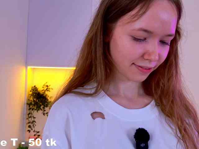 HoneyAhegao webcam