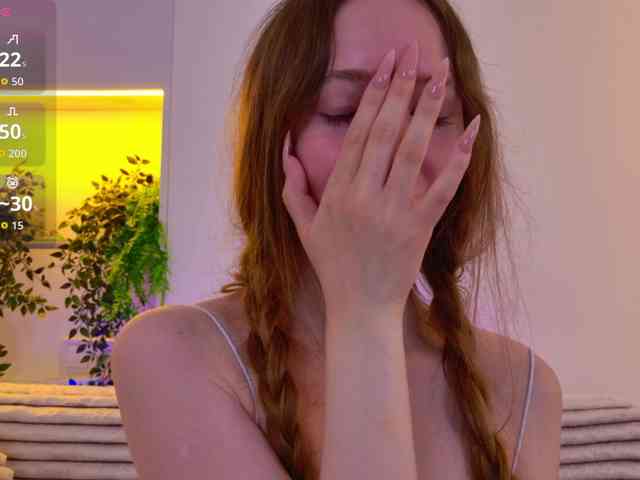 HoneyAhegao webcam